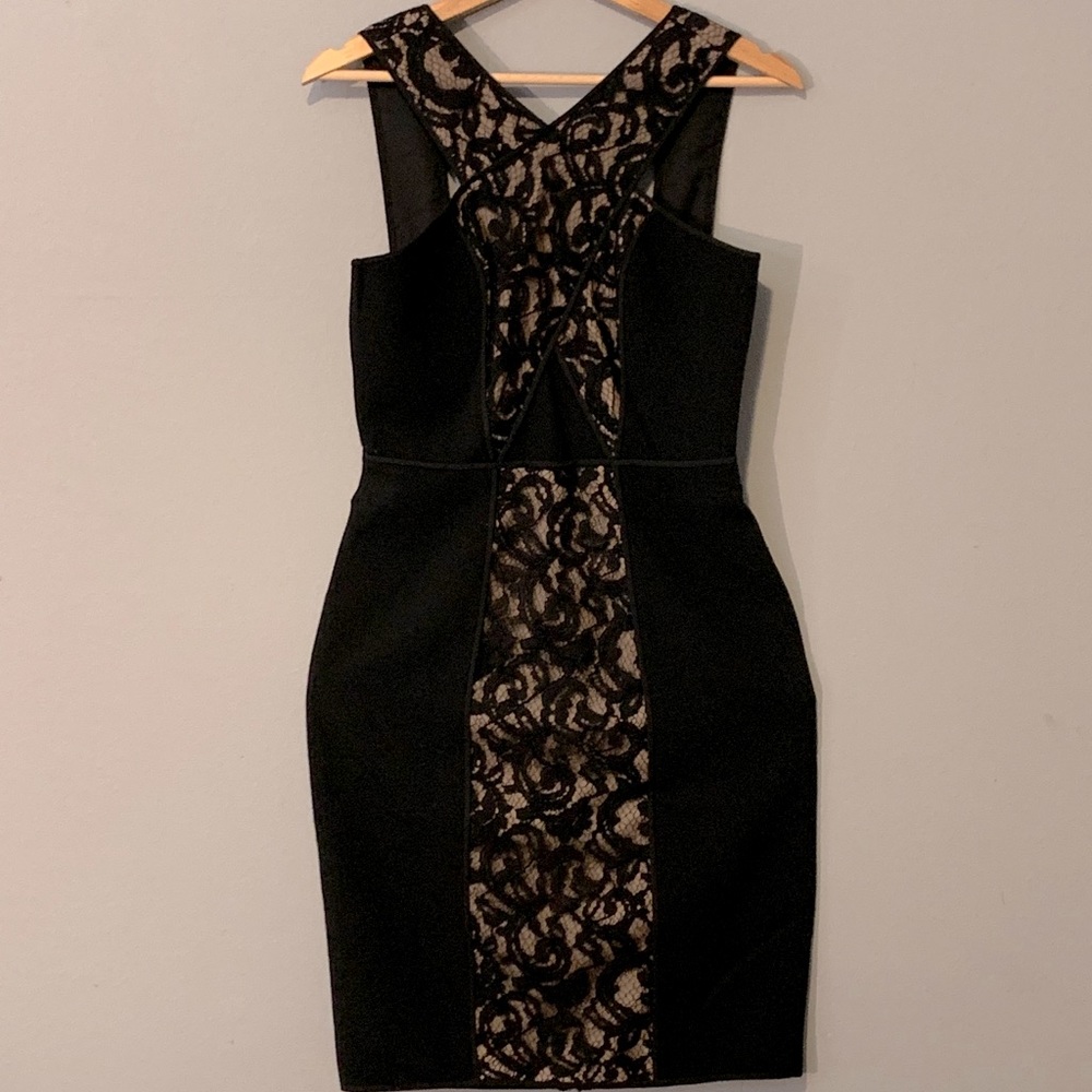 BCBGMaxazria Black & Cream lace x-neck dress